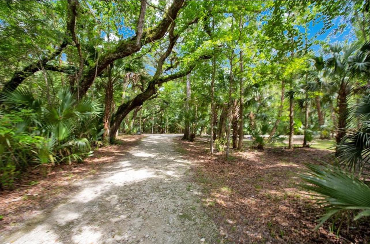 Discover The Oaks Inverness RV Park